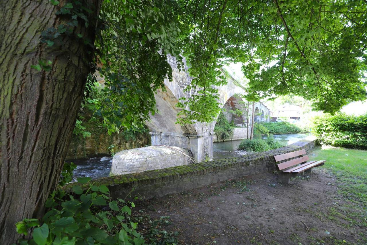 Willa Aux Berges Du Bocq Yvoir Zewnętrze zdjęcie